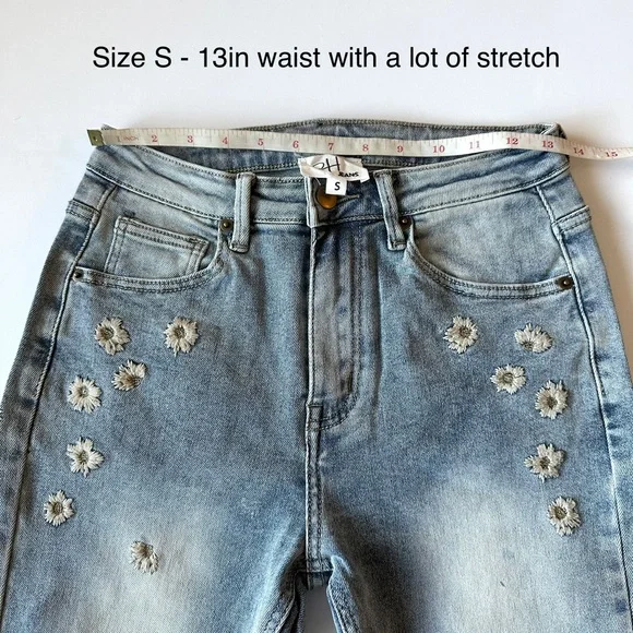 Oli & Hali Floral Embroidered Light Blue Jeans - Picture 5 of 9